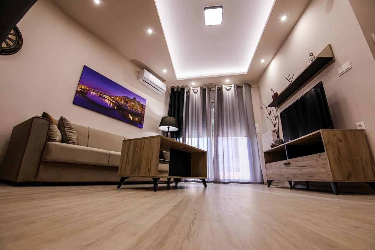 Helena'S Apartment Two 沃洛斯 外观 照片